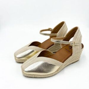 lulua zapato de cuña de color plata